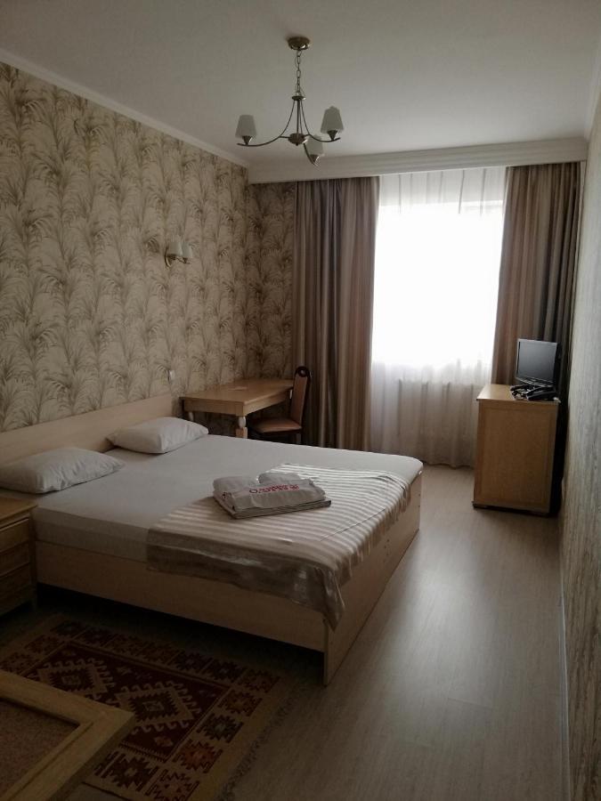 O Azamat Hotel Nur-Sultan  Exterior photo