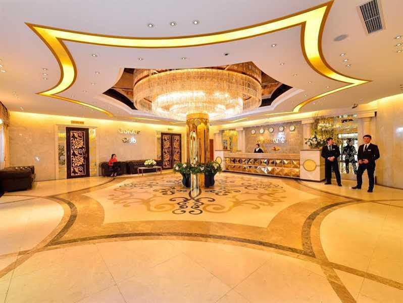 O Azamat Hotel Nur-Sultan  Exterior photo